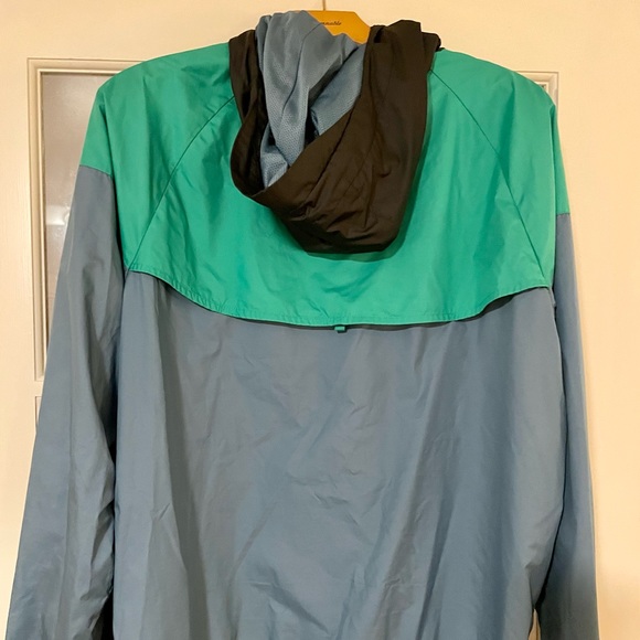 Nike Windrunner Chevron Jacket w. Hood - Picture 3 of 3